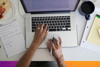 Фотография к новости: Затраты на электричество и интернет сотрудников "на удаленке" должен возмещать работодатель – Тиникеев