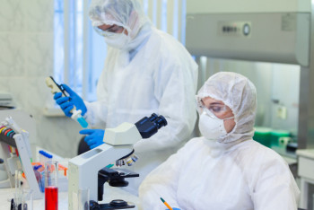 Фотография к новости: Число заболевших коронавирусом превысило 70 000 в Казахстане