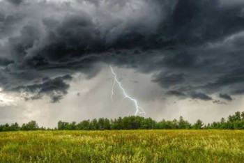 Фотография к новости: Дожди с грозами ожидаются в Казахстане 20 июля