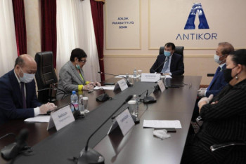 Фотография к новости: Шпекбаев призвал нового главу "СК-Фармация" устранить все коррупционные риски