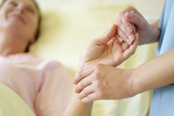 Фотография к новости: Число пациентов с пневмонией в Алматы снизилось в два раза