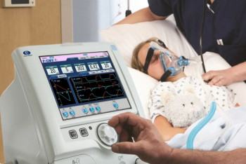 Фотография к новости: Почему расторгли договор с отечественным производителем ИВЛ, объяснили в акимате Атырауской области