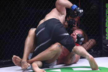 Фотография к новости: Емельяненко проиграл Исмаилову нокаутом на турнире в Сочи