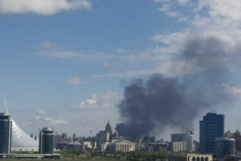 Фотография к новости: 40-тонный контейнер со строительными материалами пострадал при пожаре в Нур-Султане