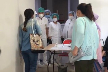 Фотография к новости: Беременная возмутилась условиями сдачи ПЦР-теста в поликлинике в Нур-Султане