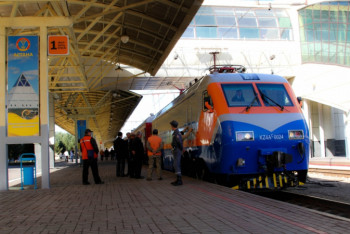 Фотография к новости: На время прекратят курсировать несколько пассажирских поездов в Казахстане