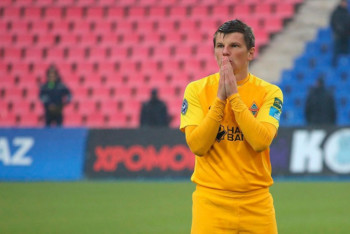 Фотография к новости: Экс-игрок "Кайрата" хочет выселить из квартиры трехлетнюю дочь