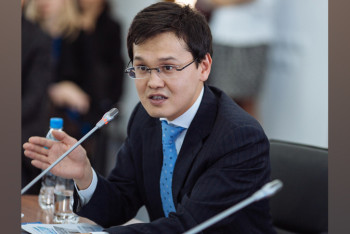 Фотография к новости: Ликвидировать "мертвые зоны" интернета в трех мегаполисах намерен Багдат Мусин