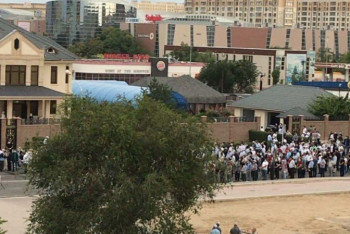 Фотография к новости: МВД ведет служебное расследование по факту скопления людей на похоронах матери полицейского