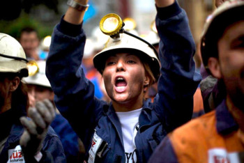 Фотография к новости: Омбудсмен просит Токаева разрешить женщинам трудиться на тяжелых, вредных и опасных работах