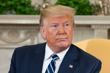 Фотография к новости: COVID-19 отступает в США - Трамп