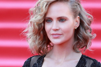 Фотография к новости: Певицу Глюкозу затравили в Сети за слова об "украинском Крыме"