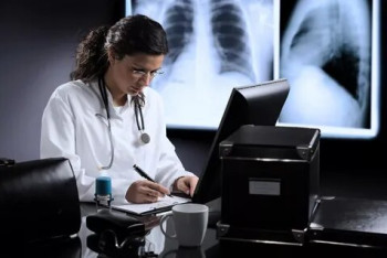 Фотография к новости: 17 человек умерли за сутки от пневмонии с признаками КВИ в Казахстане