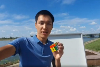 Фотография к новости: Астанчанин собрал из кубиков Рубика портрет Жаксылыка Ушкемпирова