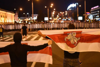 Фотография к новости: Против демонстрантов в нескольких городах Беларуси применили газ