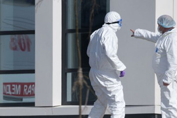 Фотография к новости: Иммунолог предрек более тяжелое течение COVID-19 осенью