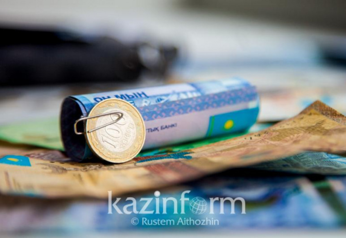 Госбюджет Казахстана недополучил 120 миллиардов тенге