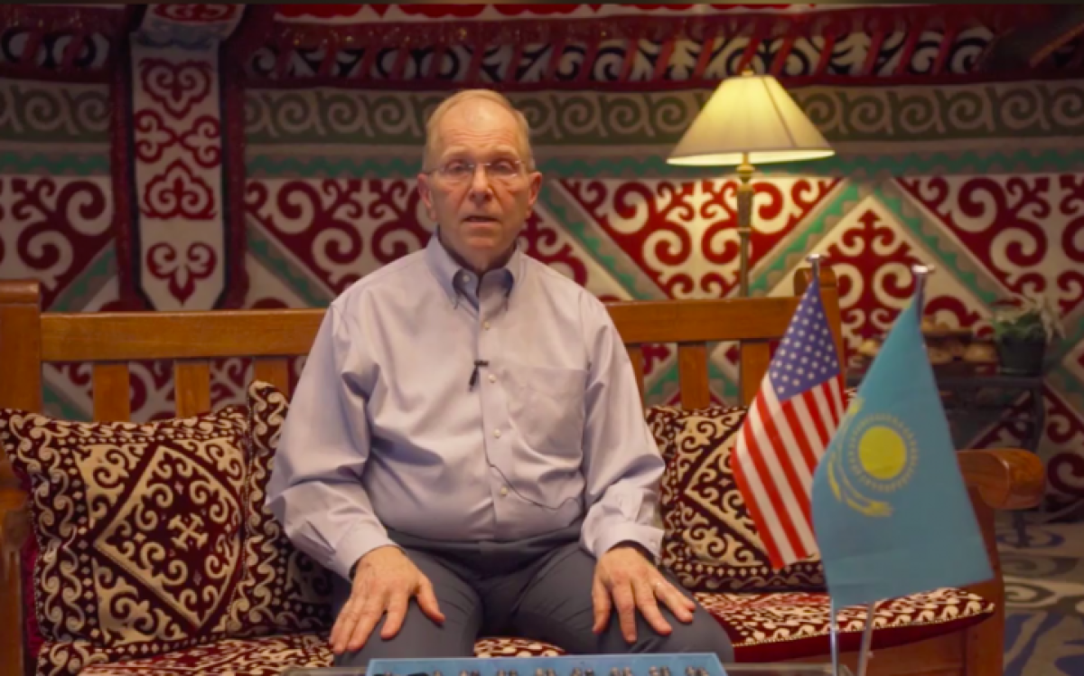Посол США Уильям Мозер поздравил казахстанцев с юбилеем Абая