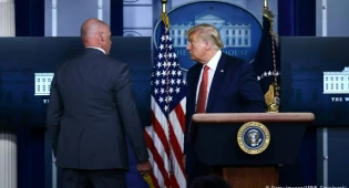 Трамп прервал брифинг из-за стрельбы у Белого дома