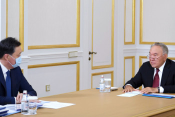 Фотография к новости: Назарбаев Мамину: Главная задача – не допустить угрозу национальной безопасности