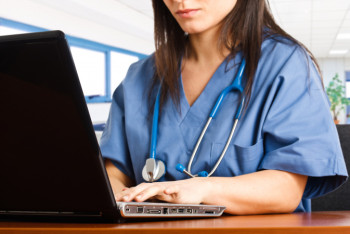 Фотография к новости: Как дистанционно получить медуслуги, разъяснили в ФСМС