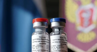США отказались даже на обезьянах использовать российскую вакцину от COVID-19