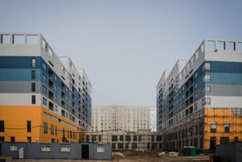 Фотография к новости: Увеличить число рабочих на проблемном долгострое "Алтын шар" поручил аким Нур-Султана