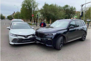 Фотография к новости: Головкина оштрафовали за ДТП с прокурором в Нур-Султане