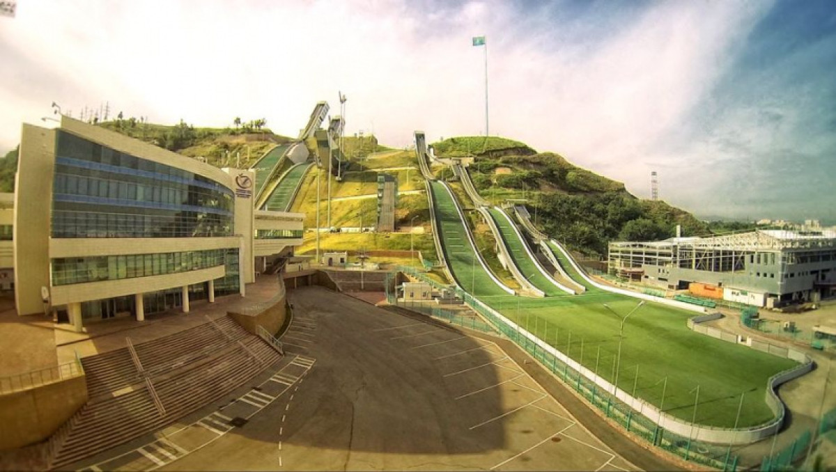 Кадр из фильма Ski Jump Almaty from sky