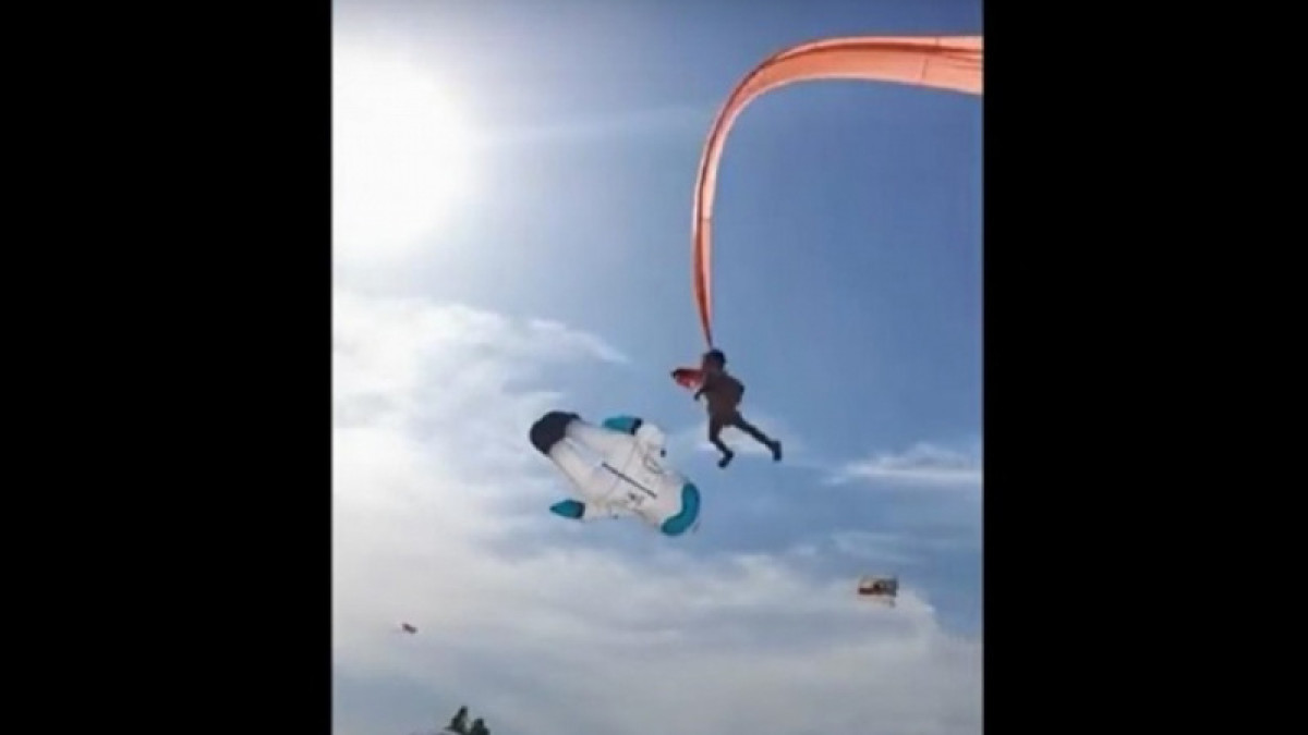 кадр из видео 