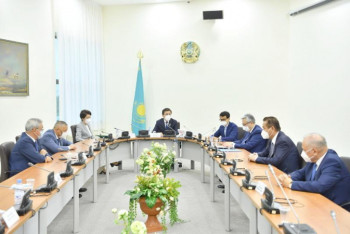 Фотография к новости: Кандидатуру Багдата Мусина на должность министра в Мажилисе согласовали в новом формате