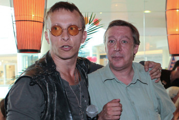 Фотография к новости: "Он уже умер" - Иван Охлобыстин назвал суицидом признание Михаилом Ефремовым вины