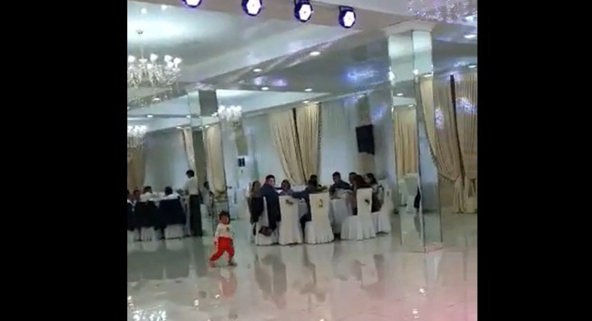 Пышное "Қыз ұзату" в ресторане устроил житель Нур-Султана