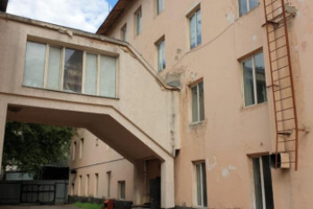 Фотография к новости: На постоянные проверки и минимум внимания от власти пожаловалась Айзат Молдагасимова