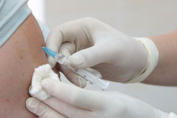 Фотография к новости: Вакцинация от ОРВИ и гриппа началась в Нур-Султане