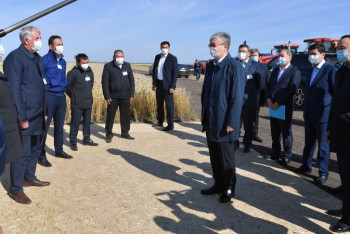 Фотография к новости: Токаев встретился с главами фермерских хозяйств Костанайской области