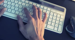 Ноутбуки вместо борща – что купили на сэкономленные на школьном питании деньги в Нур-Султане