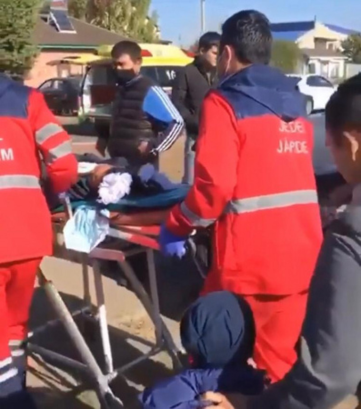 Двоих детей сбил автомобиль возле школы в Нур-Султане