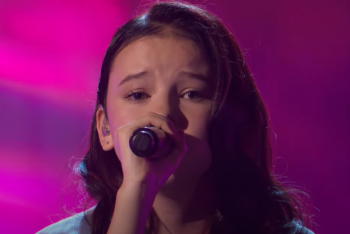 Фотография к новости: Данелия Тулешова поразила судей в полуфинале американского шоу талантов