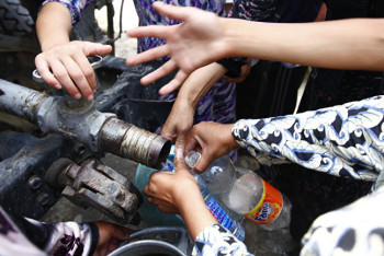 Фотография к новости: Обеспечить водой сельчан СКО просит премьер-министра депутат Сената