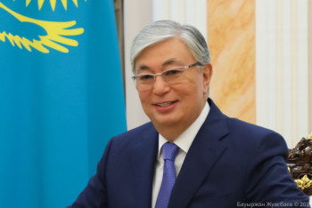 Фотография к новости: Токаев пригласил нового японского премьера в Казахстан