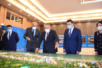 Фотография к новости: Елбасы презентовали проект туристического хаба в Актау