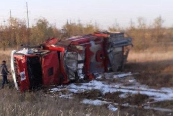 Фотография к новости: Пожарная машина попала в ДТП в Уральске: погиб сотрудник