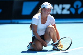 Фотография к новости: Юлия Путинцева снялась с турнира WTA прямо во время матча