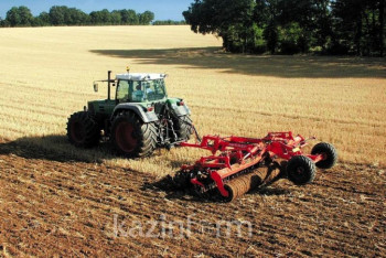 Фотография к новости: Почти 15 миллионов гектаров зерна убрано в Казахстане