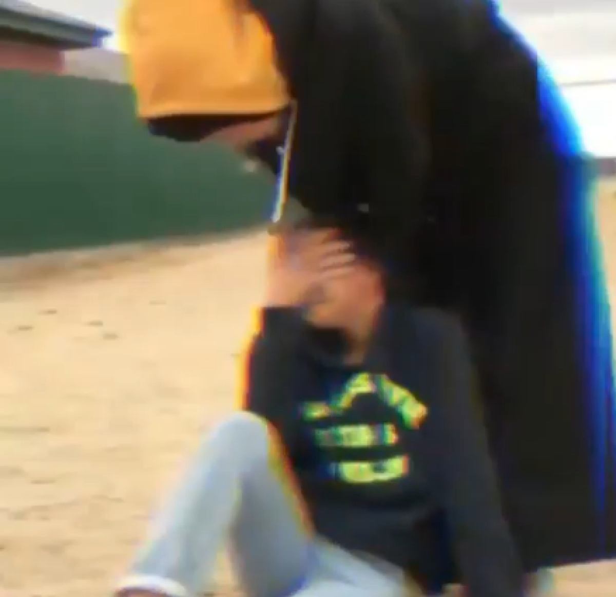 кадр из видео