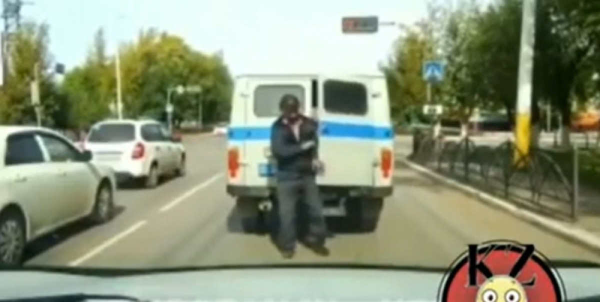 скриншот с видео