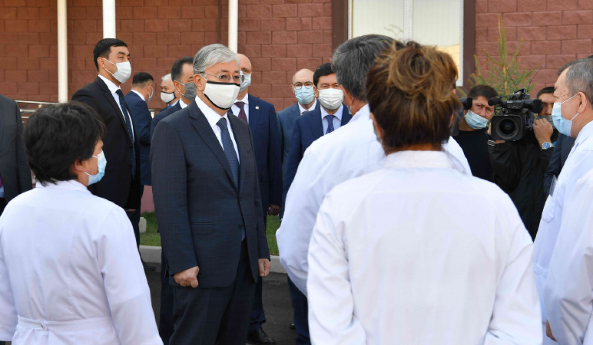 Готовиться ко второй волне коронавируса и мобилизовать все ресурсы призвал Токаев