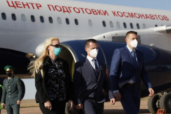 Фотография к новости: Космонавты и астронавты 64-ой экспедиции на МКС прибыли на "Байконур"