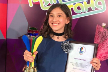 Фотография к новости: Казахстанской участнице "Детской Новой волны" разрешили въезд в Россию